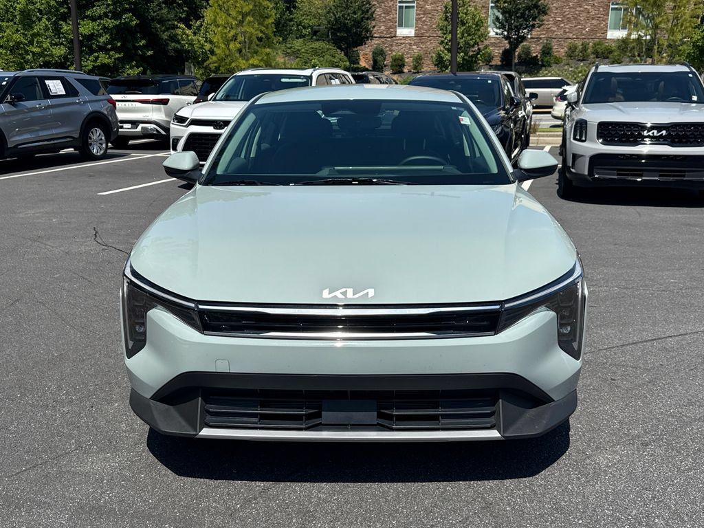 Used 2025 Kia K4 EX FWD image 2