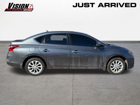 Used 2018 Nissan Sentra SV image 4