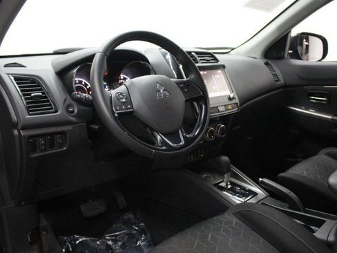 Used 2020 Mitsubishi Outlander Sport SE image 6