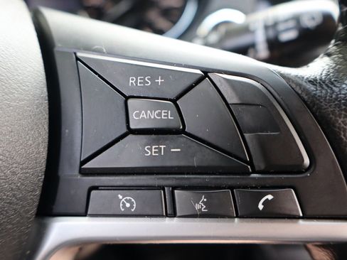 Used 2020 Nissan Rogue Sport SV w/ All-Weather Package AWD/4WD image 30