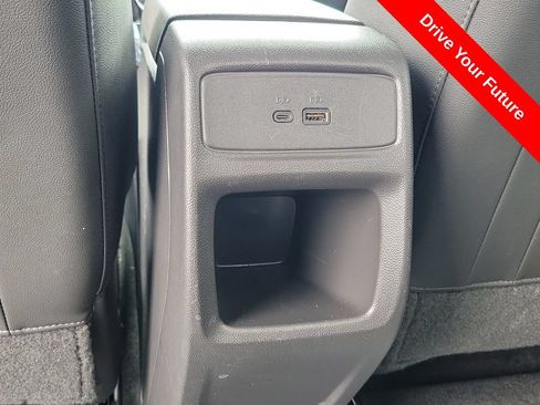 Used 2025 Chevrolet Trax LT FWD image 21