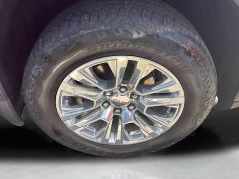 Used 2023 GMC Sierra 1500 Denali w/ Technology Package AWD/4WD image 22