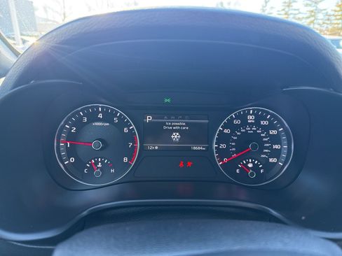 Used 2023 Kia Forte GT-Line w/ GT-Line Premium Package image 23