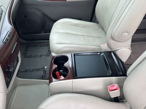 Used 2011 Toyota Sienna XLE w/ Premium Pkg FWD image 26