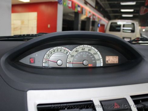 Used 2007 Toyota Yaris S image 16