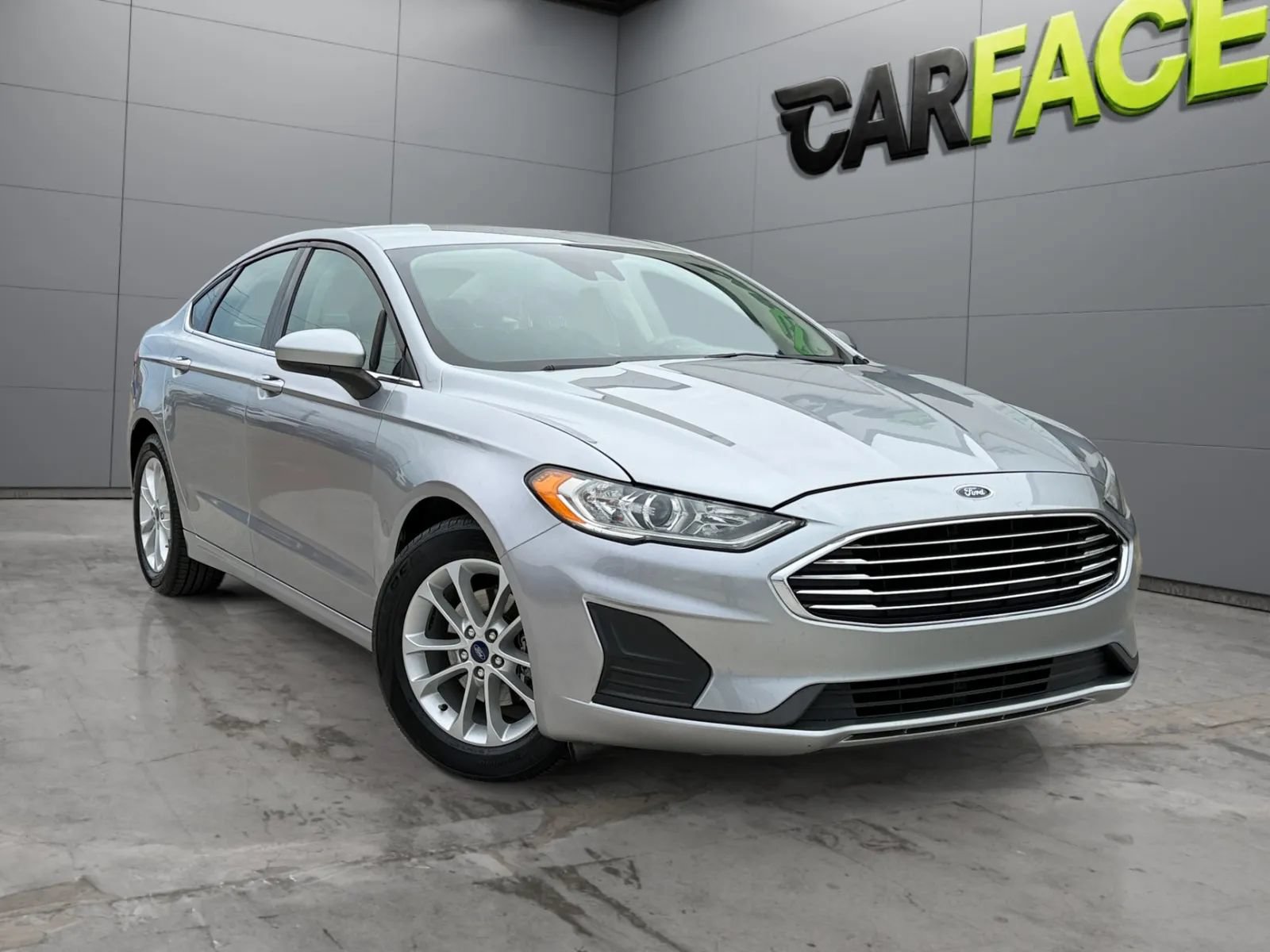 Used 2020 Ford Fusion SE FWD image 1