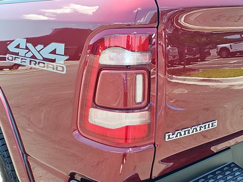 Used 2024 RAM 1500 Laramie AWD/4WD image 30