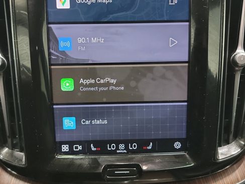 Used 2023 Volvo XC60 B5 Plus image 22