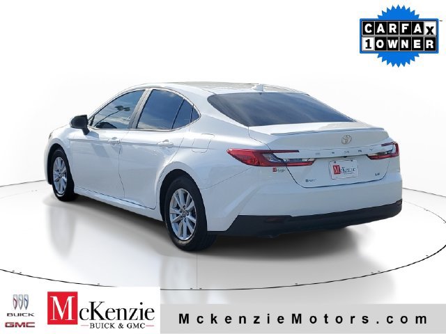 Used 2025 Toyota Camry LE w/ Convenience Package FWD image 3