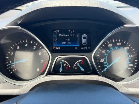 Used 2015 Ford Escape Titanium FWD image 11