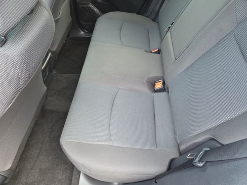 Used 2022 Toyota RAV4 LE image 22