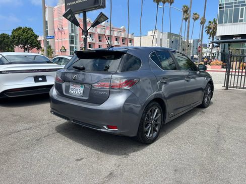 Used 2013 Lexus CT 200h w/ F Sport Pkg w/Nuluxe Trim FWD image 7