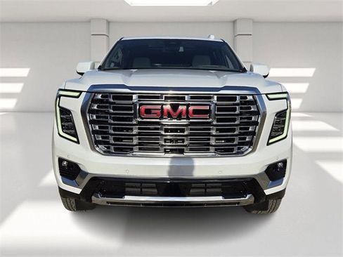 New 2026 GMC Yukon XL Denali w/ Sun & Power Step Package image 8