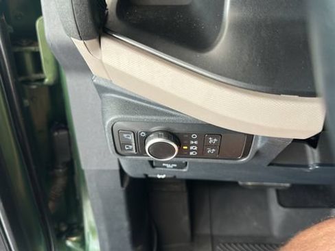 Used 2023 Ford Bronco Wildtrak AWD/4WD image 16