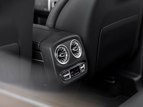 Used 2025 Mercedes-Benz G 550 image 29