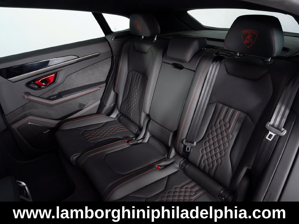 Used 2026 Lamborghini Urus SE AWD/4WD image 44