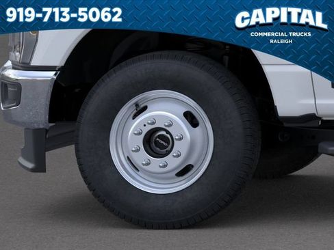 New 2026 Ford F350 XL w/ XL Chrome Package AWD/4WD image 19