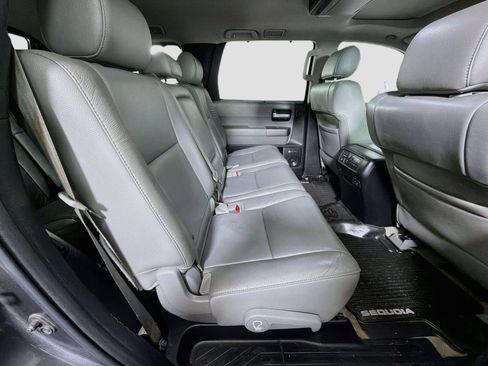 Used 2011 Toyota Sequoia Limited AWD/4WD image 32