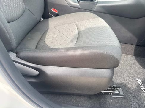 Used 2024 Toyota RAV4 XLE FWD image 17
