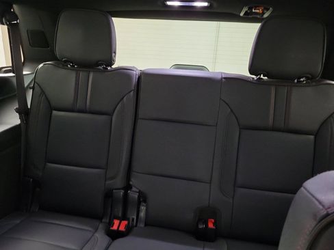 Used 2024 Chevrolet Tahoe RST w/ Luxury Package AWD/4WD image 13