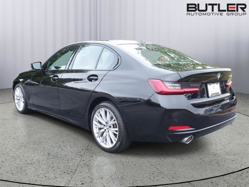 Used 2023 BMW 330i Sedan w/ Driving Assistance Package RWD image 5