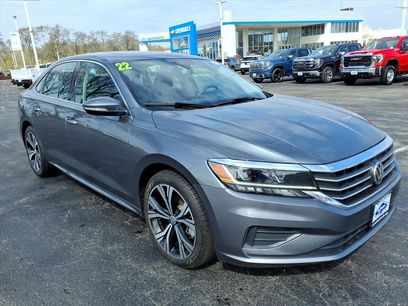 Used 2022 Volkswagen Passat 2.0T SE