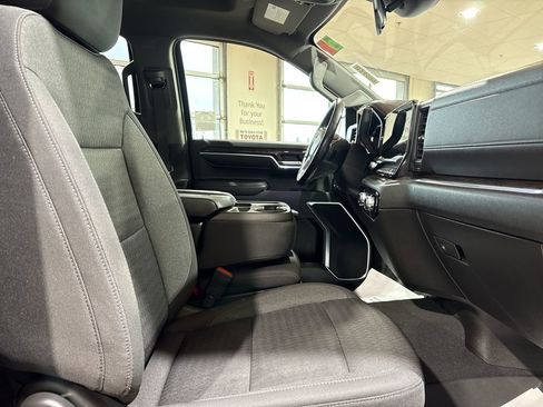 Used 2022 GMC Sierra 1500 Elevation image 25