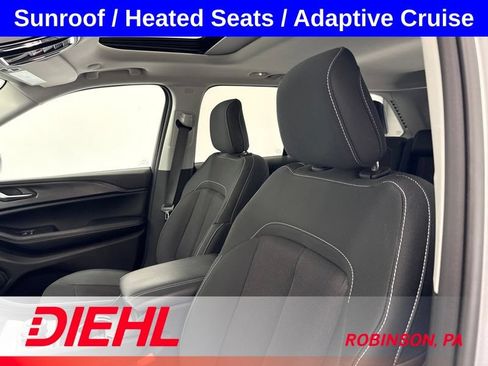 Used 2023 Jeep Grand Cherokee Laredo X AWD/4WD image 17