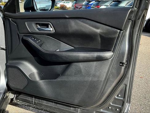 Certified 2024 Nissan Rogue SV image 12