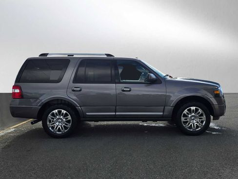 Used 2013 Ford Expedition Limited image 2