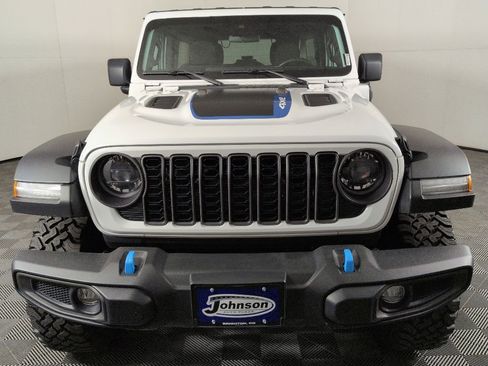Certified 2024 Jeep Wrangler Unlimited Rubicon 4xe AWD/4WD image 2