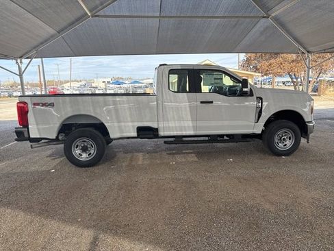 New 2026 Ford F250 XL w/ FX4 Off-Road Package image 9