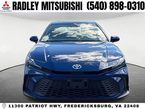 Used 2025 Toyota Camry SE FWD image 22