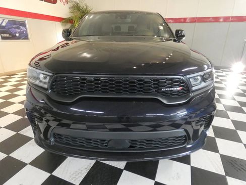 Used 2024 Dodge Durango GT image 2