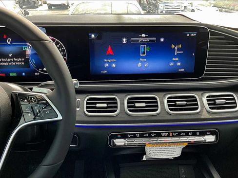 New 2026 Mercedes-Benz GLE 450e GLE 450e image 9