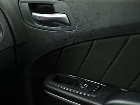 Used 2023 Dodge Charger SXT image 39