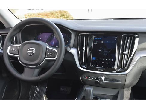 Certified 2023 Volvo S60 B5 Core w/ Climate Package image 17