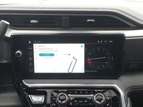 Used 2024 GMC Sierra 3500 Denali w/ Denali Reserve Package image 15