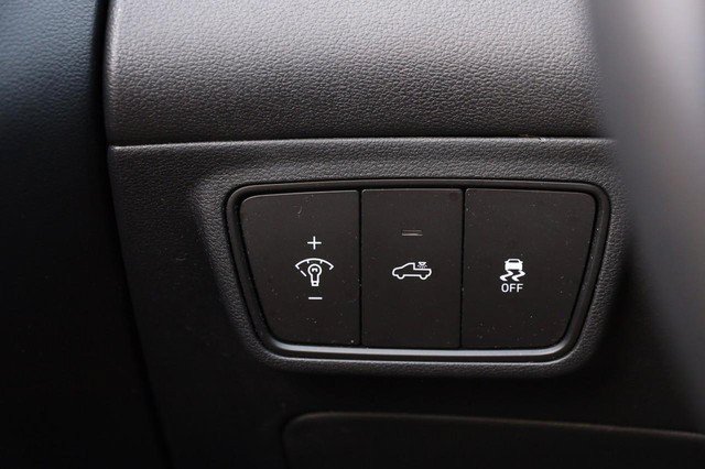 Used 2023 Hyundai Santa Cruz SEL w/ Activity Package AWD/4WD image 23