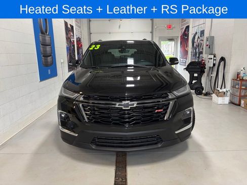 Used 2023 Chevrolet Traverse RS w/ LPO, Floor Liner Package AWD/4WD image 3