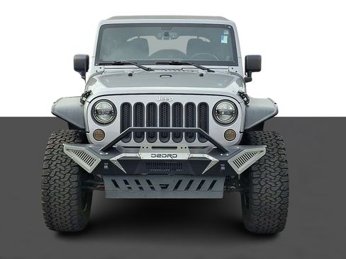 Used 2014 Jeep Wrangler Unlimited Sahara w/ Connectivity Group image 2