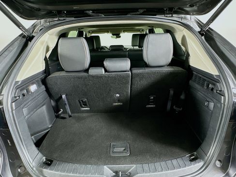 Used 2024 MAZDA CX-90 3.3 Turbo w/ Preferred Plus image 32