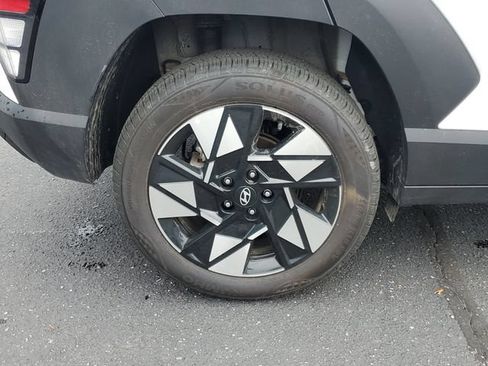 Used 2025 Hyundai Kona SEL AWD/4WD image 5