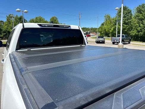 Used 2022 Toyota Tundra SR5 w/ SR5 Premium Package AWD/4WD image 13