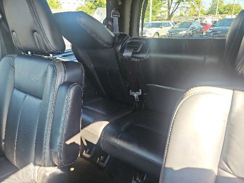 Used 2015 Ford Expedition Platinum image 8