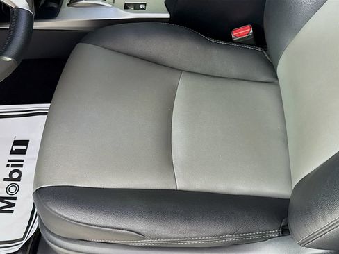 Used 2021 Toyota 4Runner SR5 Premium w/ Moonroof Package RWD image 20