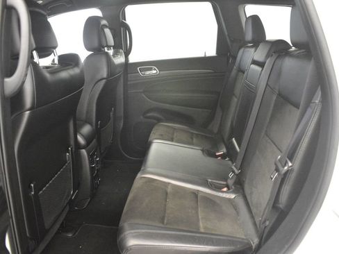 Used 2021 Jeep Grand Cherokee Altitude image 25