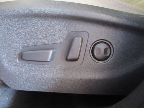 Used 2016 Kia Sorento EX w/ EX Premium Package image 29