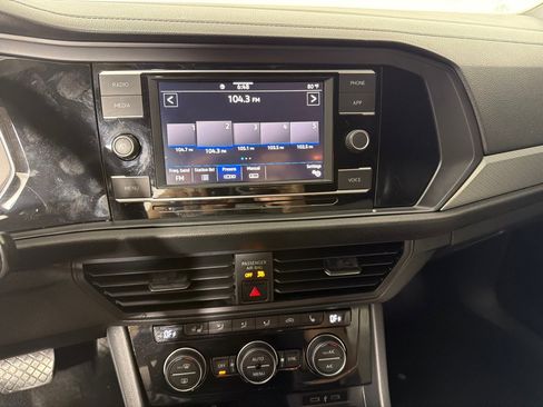 Used 2021 Volkswagen Jetta S FWD image 16