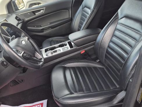 Used 2024 Ford Edge SEL image 10